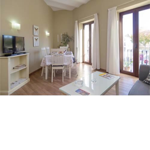 Four-Bedroom Apartment in Cordoba