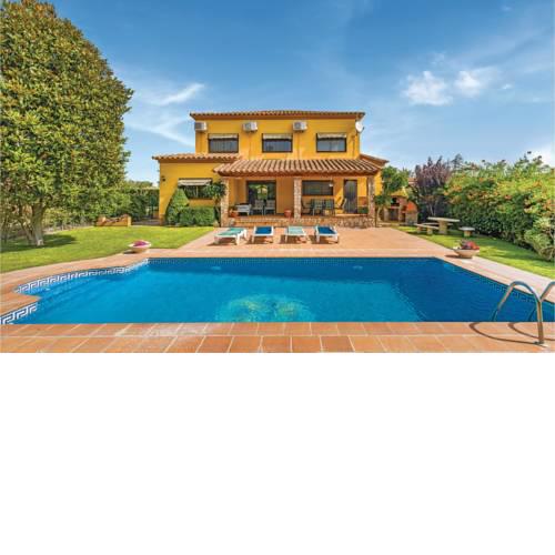 Four-Bedroom Holiday home Caldes de Malavella 0 06