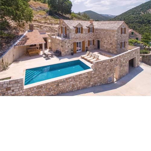 Four-Bedroom Holiday Home in Dol