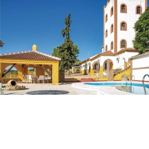 Four-Bedroom Holiday Home in Hornachuelos