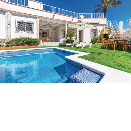 Four-Bedroom Holiday Home in Islas Menores