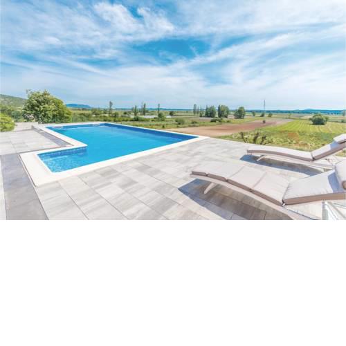 Four-Bedroom Holiday Home in Kakma