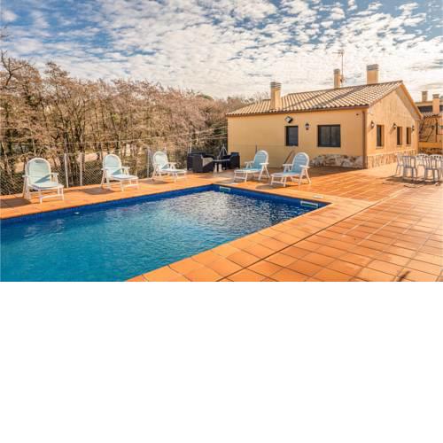 Four-Bedroom Holiday Home in Macanet de la Selva