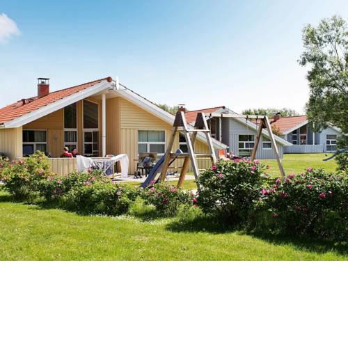 Four-Bedroom Holiday home in Otterndorf 10