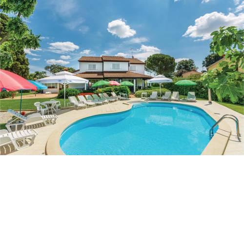 Four-Bedroom Holiday Home in Porec