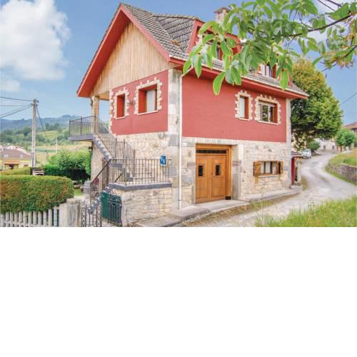 Four-Bedroom Holiday Home in Sevares-Pilona