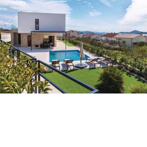 Four-Bedroom Holiday Home in Tribunj