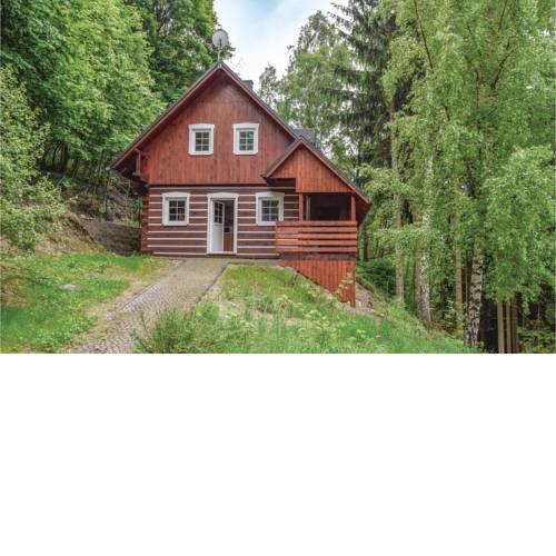 Four-Bedroom Holiday Home in Zlata Olesnice