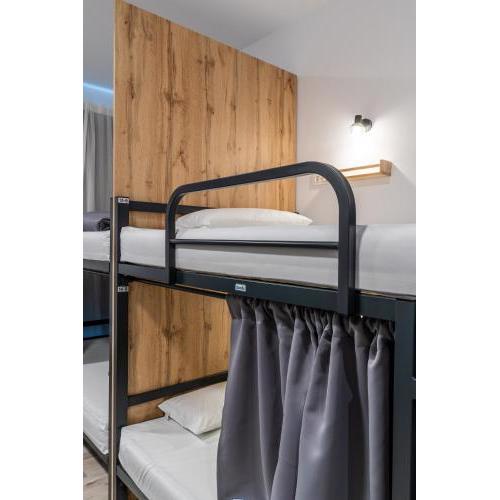 Four Rooms Hostel