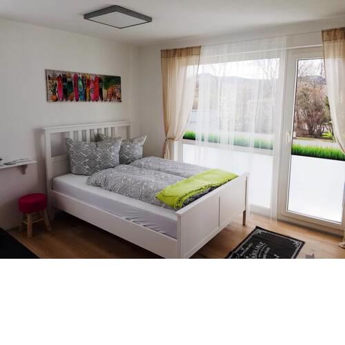 fox box living süßen - modernes, vollmöbliertes Zimmer in zentraler Lage