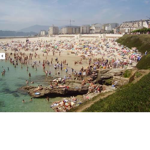 FOZ: ALQUILER DUPLEX PRIMERA LINEA DE PLAYA RAPADOIRA