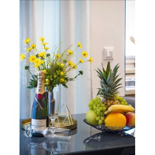 F&R Apartments-Apartment Dea