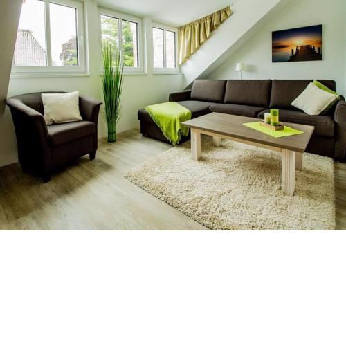 Frau Clara Haus - Ecke 3