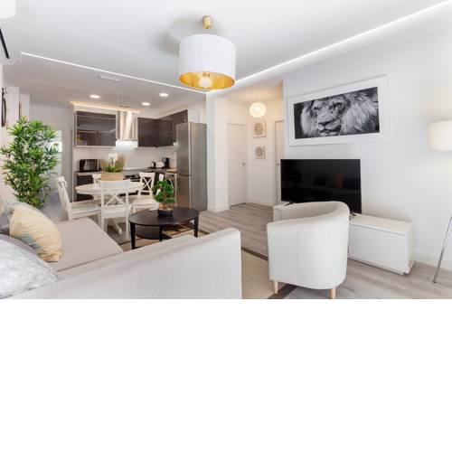 Friendly Rentals Latina II