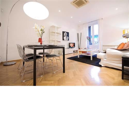 Friendly Rentals Paseo del Arte II