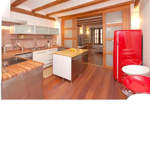Friendly Rentals Ravel I