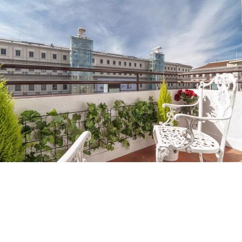 Friendly Rentals Reina Sofia II
