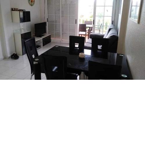 front de mer et piscine 2 chambres
