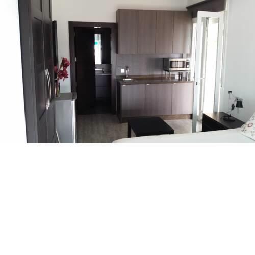 Front Line Apartment 10 Meters From The Beach