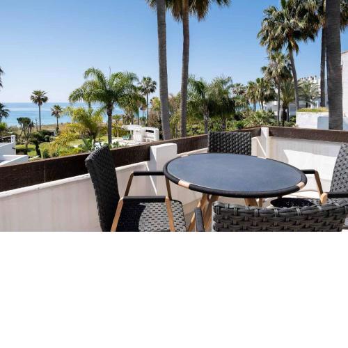 Front line beach 2 bedrooms boutique penthouse, Costalita.
