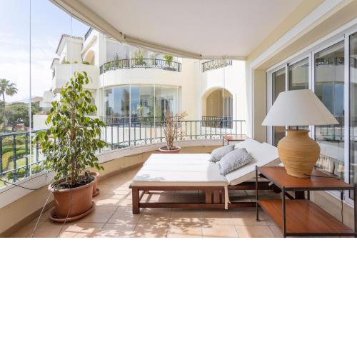 Front line beach Apartment in Hacienda Playa Marbella