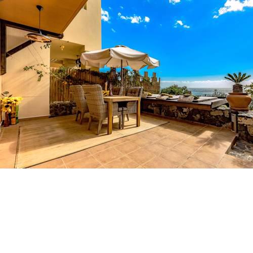Front line Villa San Blas