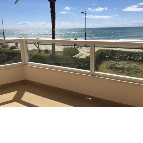 frontal Beach Apartment