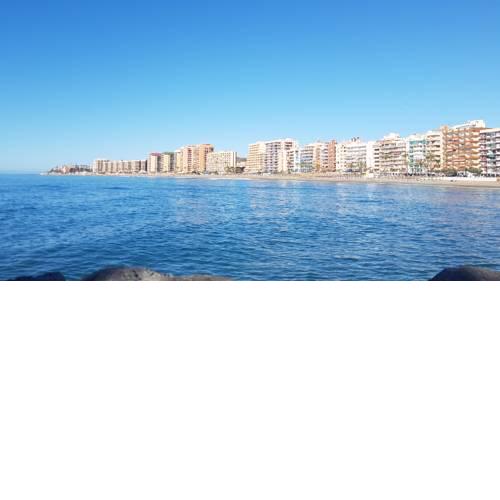 Fuengirola Sol y Playa Paseo Maritimo Vistas al Mar Sun and Beach at the Promenade with Sea Views