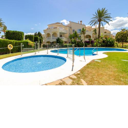 Fuentes del Paraíso Apartment