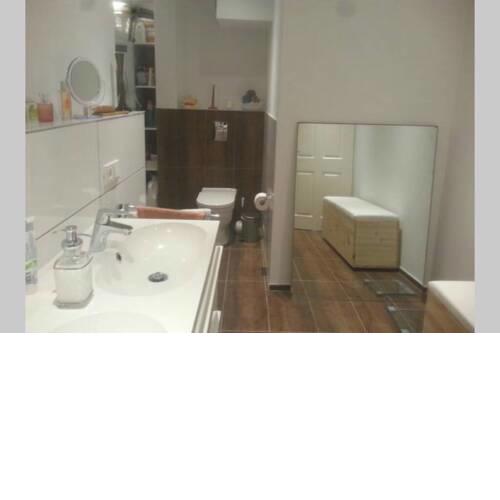 FULL FLAT 3 BEDROOMS SAARBRUCKEN CENTER -11 PEOPLE