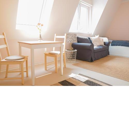 FULL HOUSE Studios - California Apartment - NETFLIX + WiFi inkl.