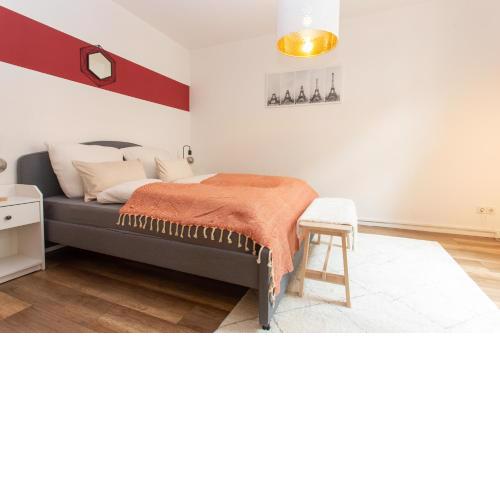 FULL HOUSE Studios - Little Paris Apartment - Nespresso + WiFi inkl.