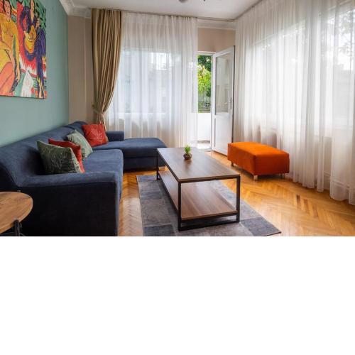 Fully Equipped & Modern Designed Spectacular 3BR
