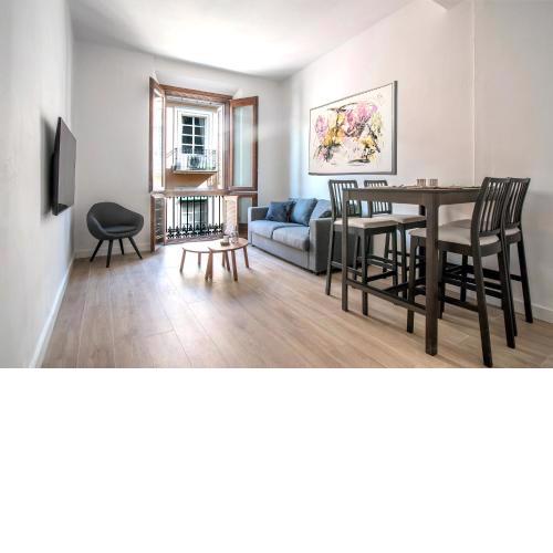 Fully renovated apartment in Soho