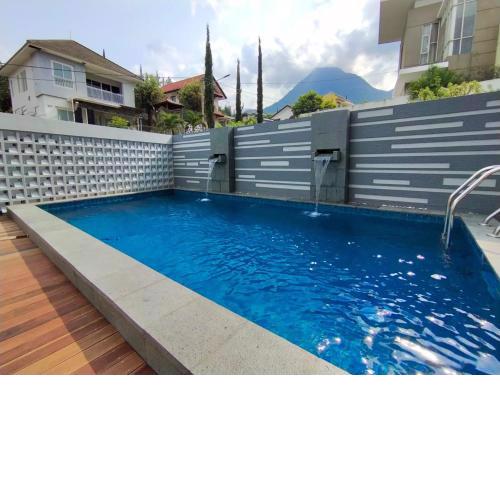 Gandaria Villa Batu