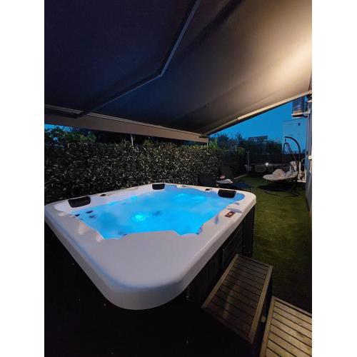 Garden apartment Leoma with free parking!