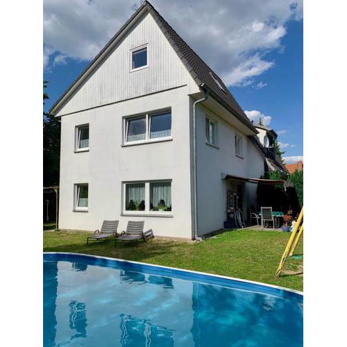 Gästehaus Falkensee, nahe Berlin mit Pool