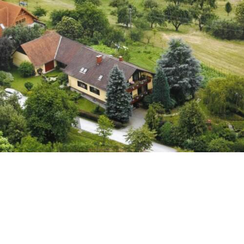 Gästehaus Karba Panoramablick in Thermenregion