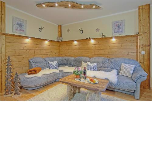 Gästehaus Lärcheck Berchtesgaden FeWo Jägerstübchen