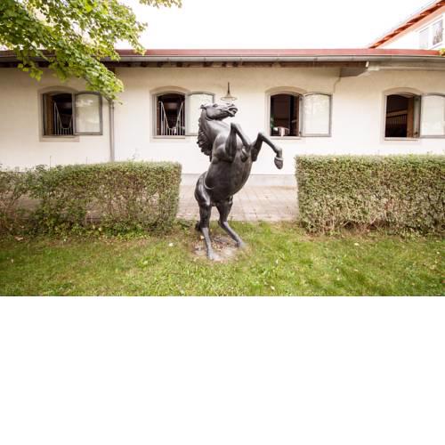 Gastehaus Olympia Reitanlage Munchen-Riem