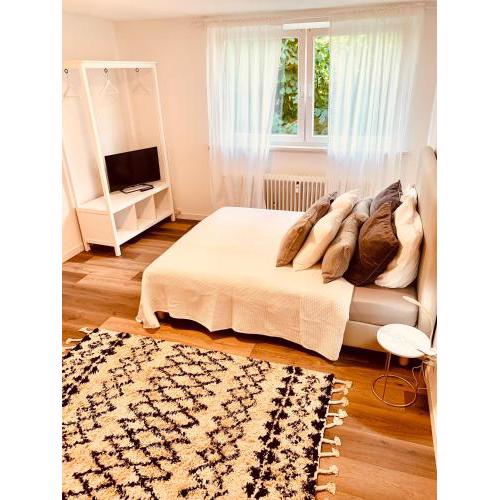 Gästehaus zur Uni Klinik Exklusives Apartment mit Küche und Badezimmer