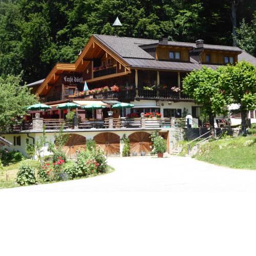 Gasthaus - Pension - Café Dörfl