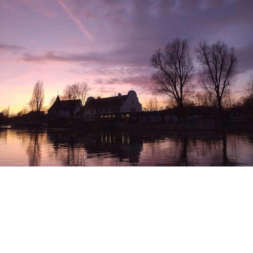 Gasthof Hotel "Zur Insel"