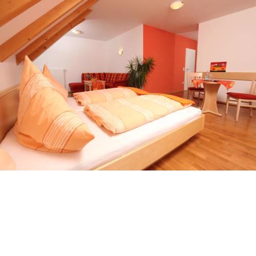 Gasthof-Pension Brauner Hirsch in Alfeld - Mittelfranken