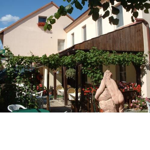 Gaststätte & Pension Zur Heimat