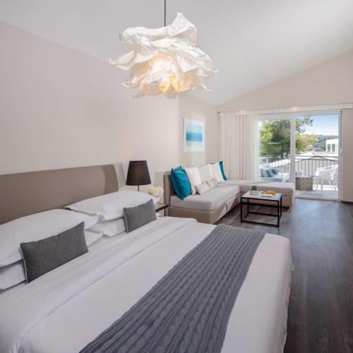 Gava Waterman Milna Resort – All Inclusive