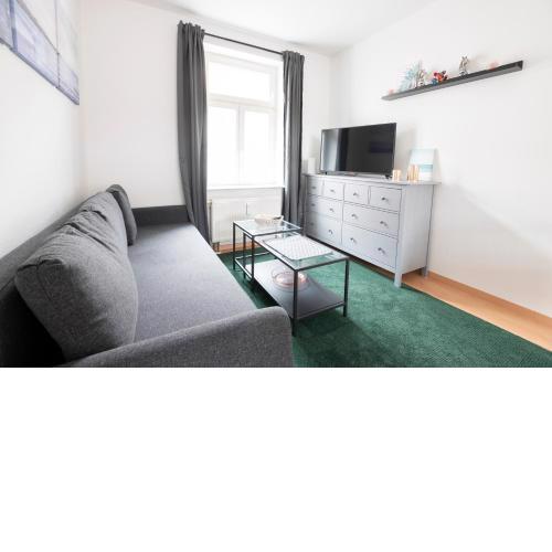 gemütlich und modern mit großem Balkon