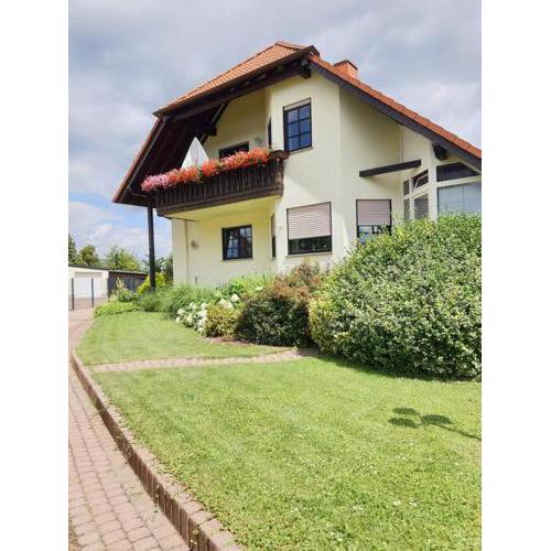 Gemütliche Souterrainwohnung