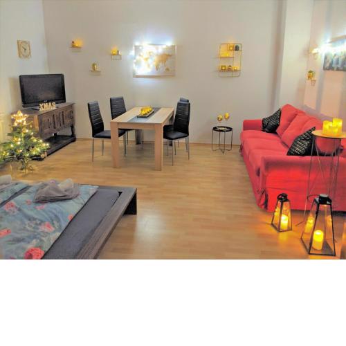 Gemütliche Urlaubsoase mit Pool, Sauna & Terrasse - UO