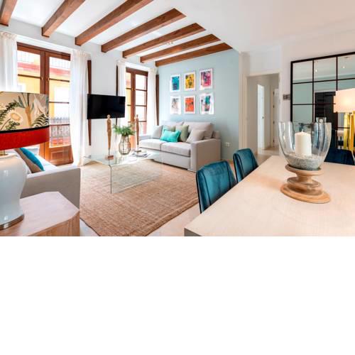 Genteel Home Giralda